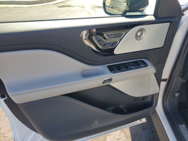 new 2025 Lincoln Aviator car, priced at $70,502