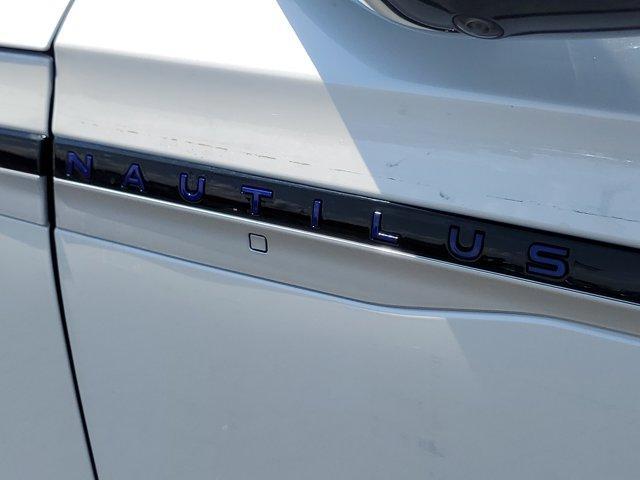 new 2025 Lincoln Nautilus car, priced at $59,881