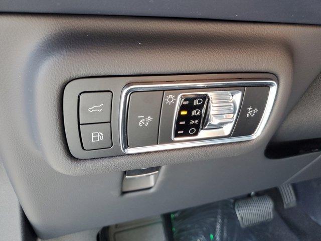 new 2025 Lincoln Nautilus car, priced at $59,881
