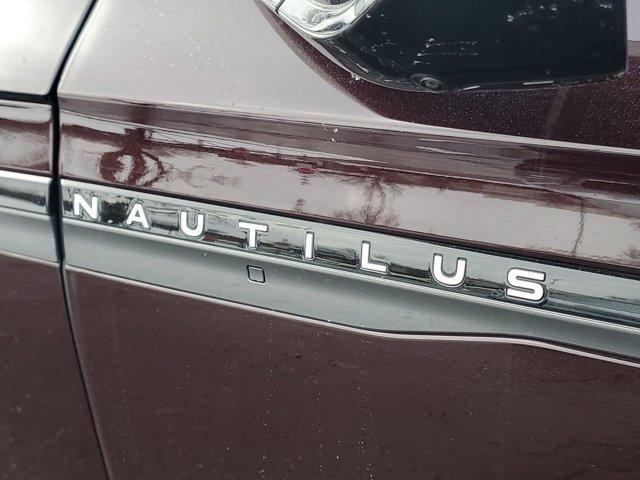 new 2025 Lincoln Nautilus car, priced at $57,128