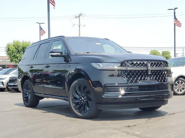 new 2025 Lincoln Navigator car, priced at $99,746