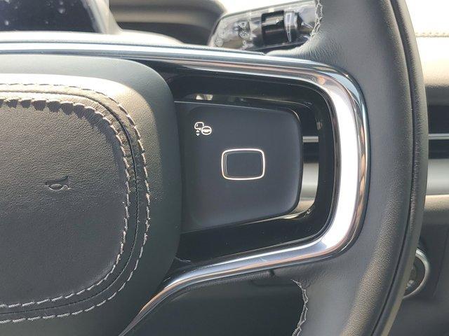 new 2025 Lincoln Navigator car, priced at $99,746