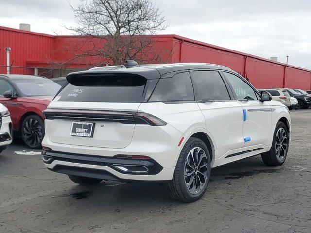 new 2025 Lincoln Nautilus car, priced at $61,446