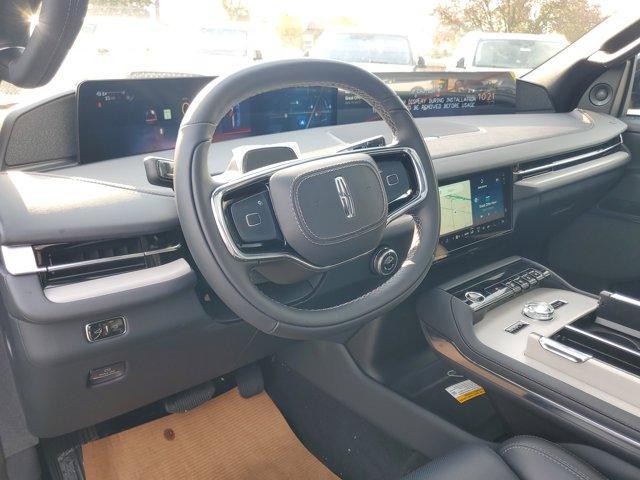 new 2025 Lincoln Navigator car, priced at $96,737