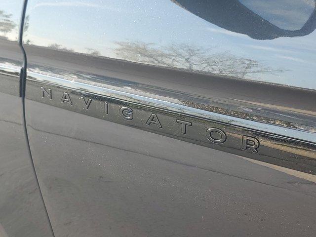 new 2025 Lincoln Navigator car, priced at $96,737