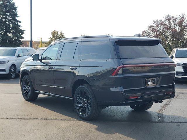 new 2025 Lincoln Navigator car, priced at $96,737