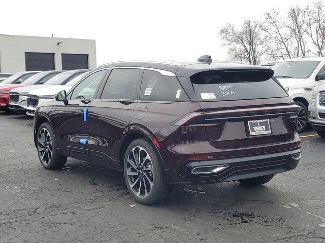 new 2025 Lincoln Nautilus car, priced at $70,444