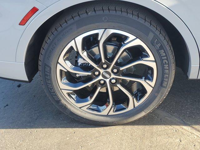 new 2026 Lincoln Nautilus car, priced at $63,577