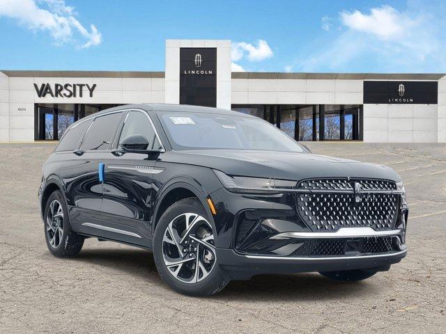 new 2025 Lincoln Nautilus car, priced at $54,318