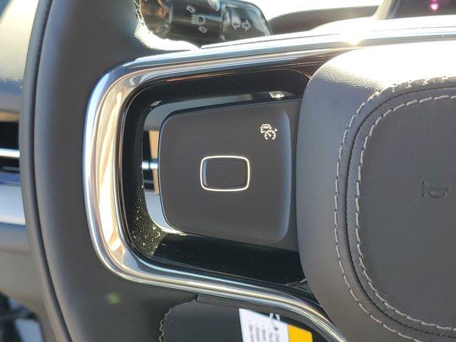 new 2025 Lincoln Navigator car, priced at $96,737