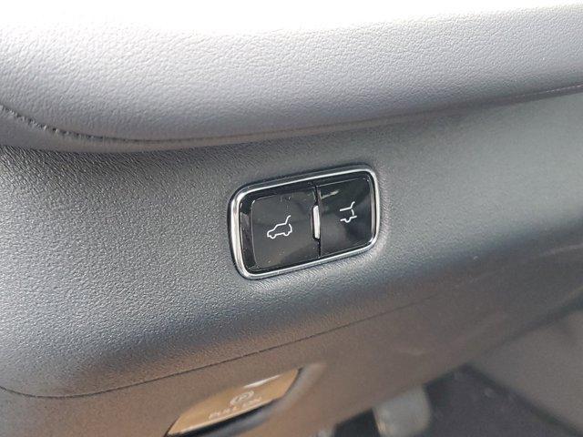 new 2025 Lincoln Navigator L car, priced at $100,097