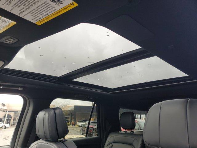 new 2025 Lincoln Navigator L car, priced at $100,097