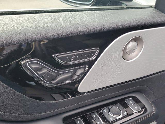 new 2025 Lincoln Aviator car, priced at $73,370