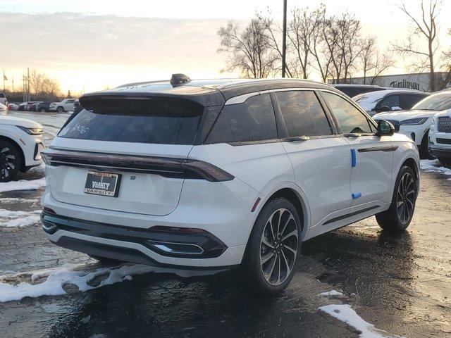 new 2025 Lincoln Nautilus car, priced at $70,444