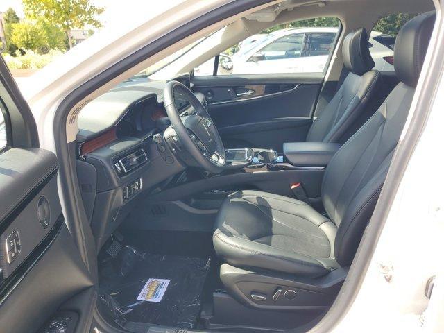 used 2023 Lincoln Nautilus car, priced at $43,995