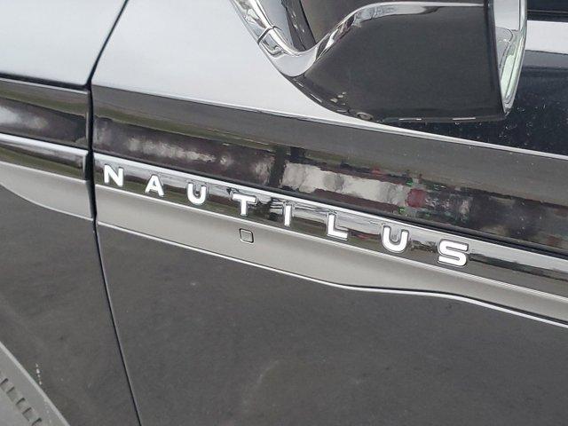 new 2025 Lincoln Nautilus car, priced at $55,998