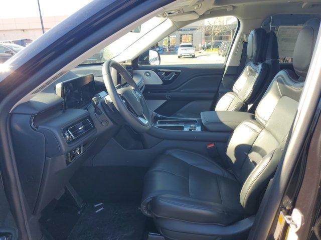 new 2025 Lincoln Aviator car, priced at $68,657