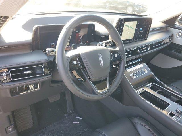 new 2025 Lincoln Aviator car, priced at $68,657