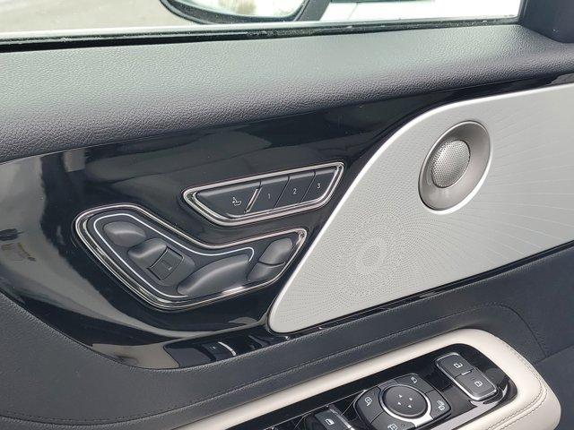 new 2025 Lincoln Aviator car, priced at $66,654