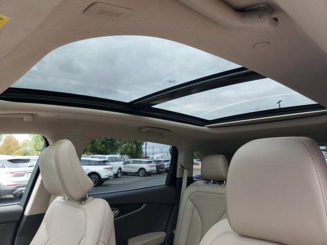 used 2022 Lincoln Nautilus car, priced at $39,995