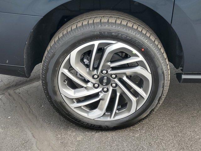 new 2025 Lincoln Navigator L car, priced at $96,619