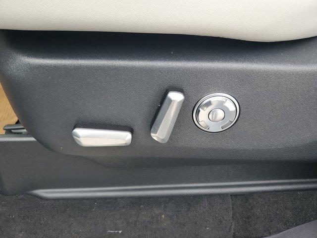 new 2025 Lincoln Navigator L car, priced at $96,619