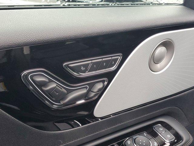 new 2025 Lincoln Aviator car, priced at $73,470