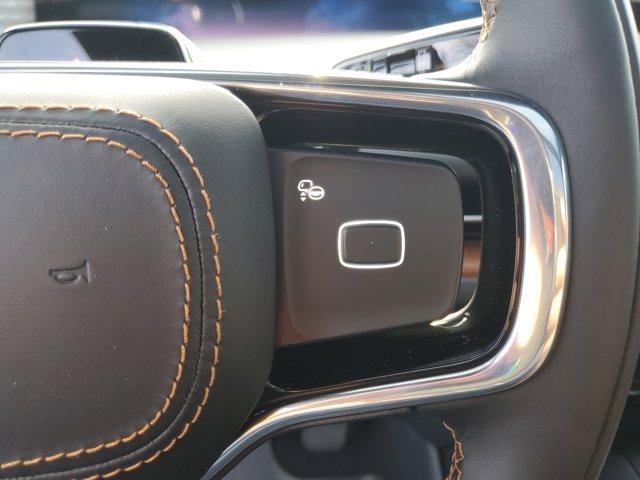 new 2025 Lincoln Navigator car, priced at $108,843