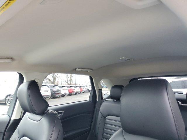 used 2022 Ford Edge car