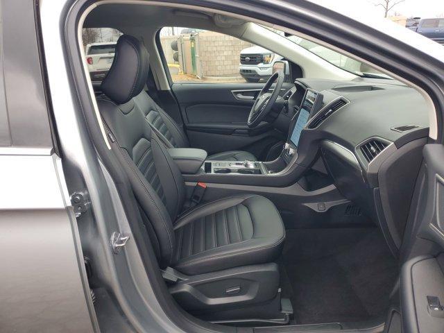 used 2022 Ford Edge car