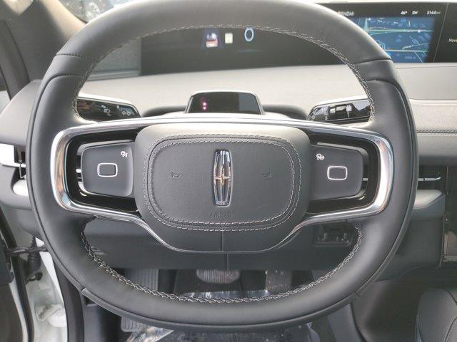 new 2025 Lincoln Navigator L car, priced at $100,617