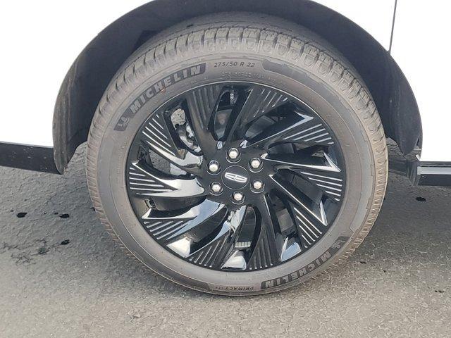 new 2025 Lincoln Navigator L car, priced at $100,617