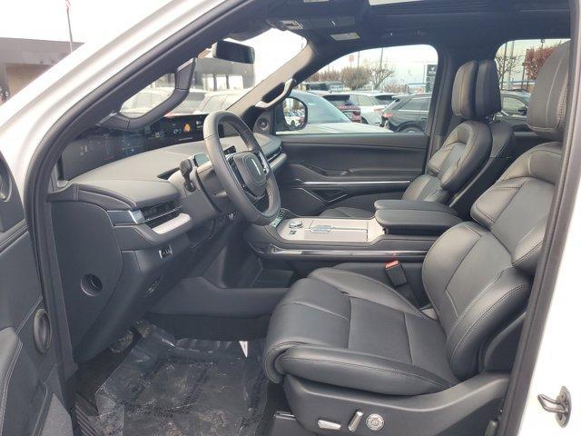 new 2025 Lincoln Navigator L car, priced at $100,617