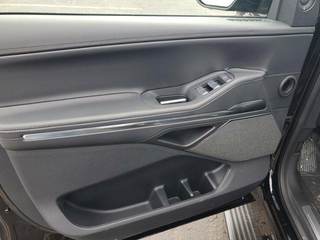 new 2025 Lincoln Navigator L car, priced at $98,508