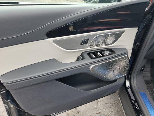 new 2025 Lincoln Nautilus car, priced at $61,413