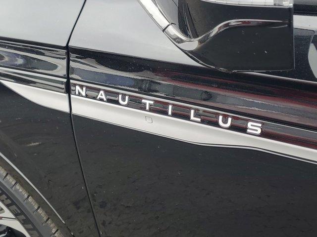 new 2025 Lincoln Nautilus car, priced at $56,742