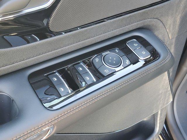 new 2025 Lincoln Aviator car, priced at $68,148