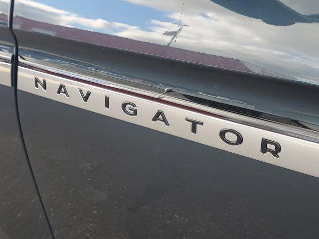 new 2025 Lincoln Navigator car, priced at $93,797