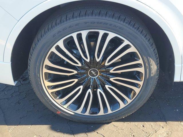 new 2025 Lincoln Aviator car, priced at $82,186