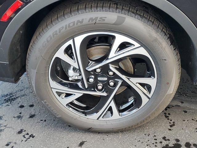 new 2025 Lincoln Nautilus car, priced at $50,436