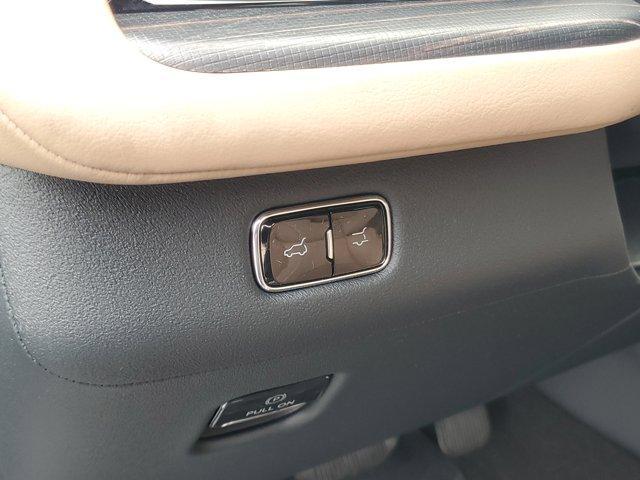 new 2025 Lincoln Navigator L car, priced at $111,413