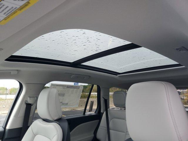 new 2025 Lincoln Aviator car, priced at $62,820