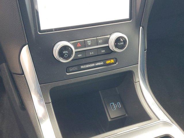 used 2021 Ford Edge car, priced at $26,995