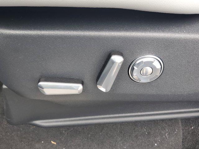 new 2025 Lincoln Navigator L car, priced at $110,782