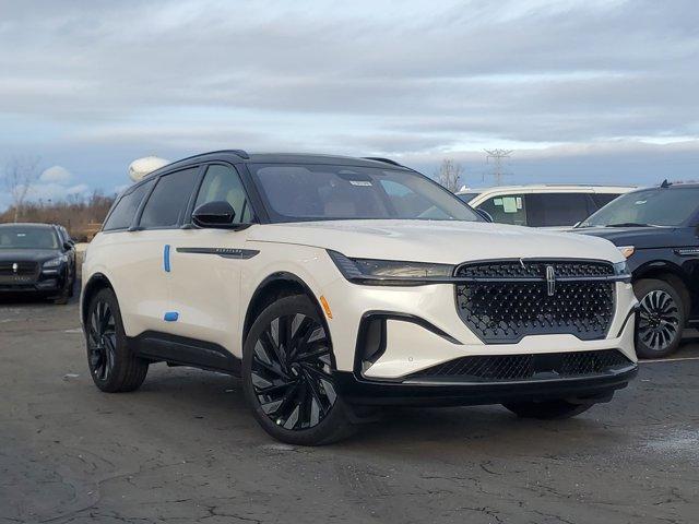 new 2025 Lincoln Nautilus car, priced at $66,065