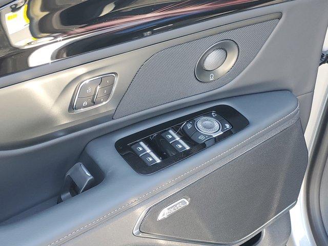 new 2025 Lincoln Nautilus car, priced at $61,771