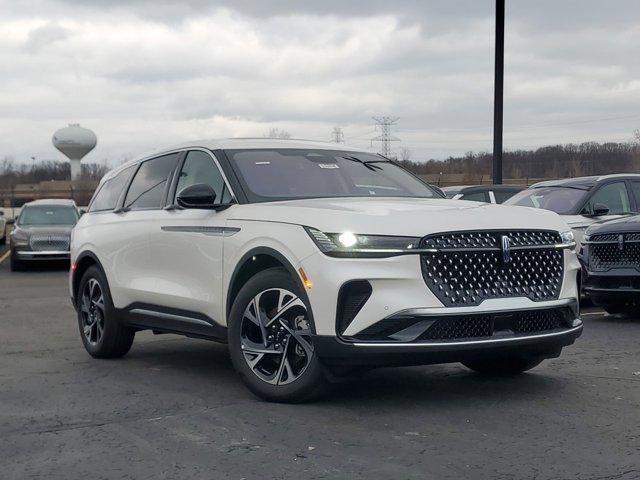 new 2025 Lincoln Nautilus car, priced at $57,128