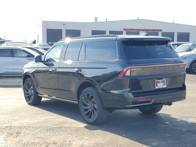 new 2025 Lincoln Navigator car, priced at $95,096