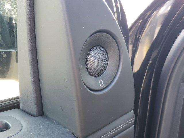 new 2025 Lincoln Navigator car, priced at $95,096