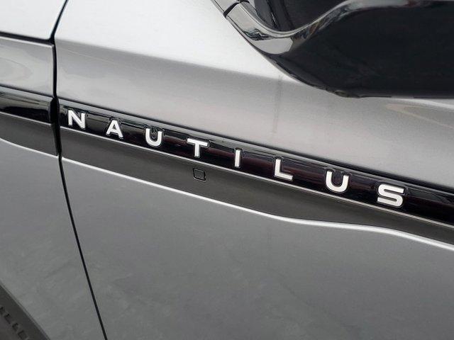 new 2025 Lincoln Nautilus car, priced at $57,128